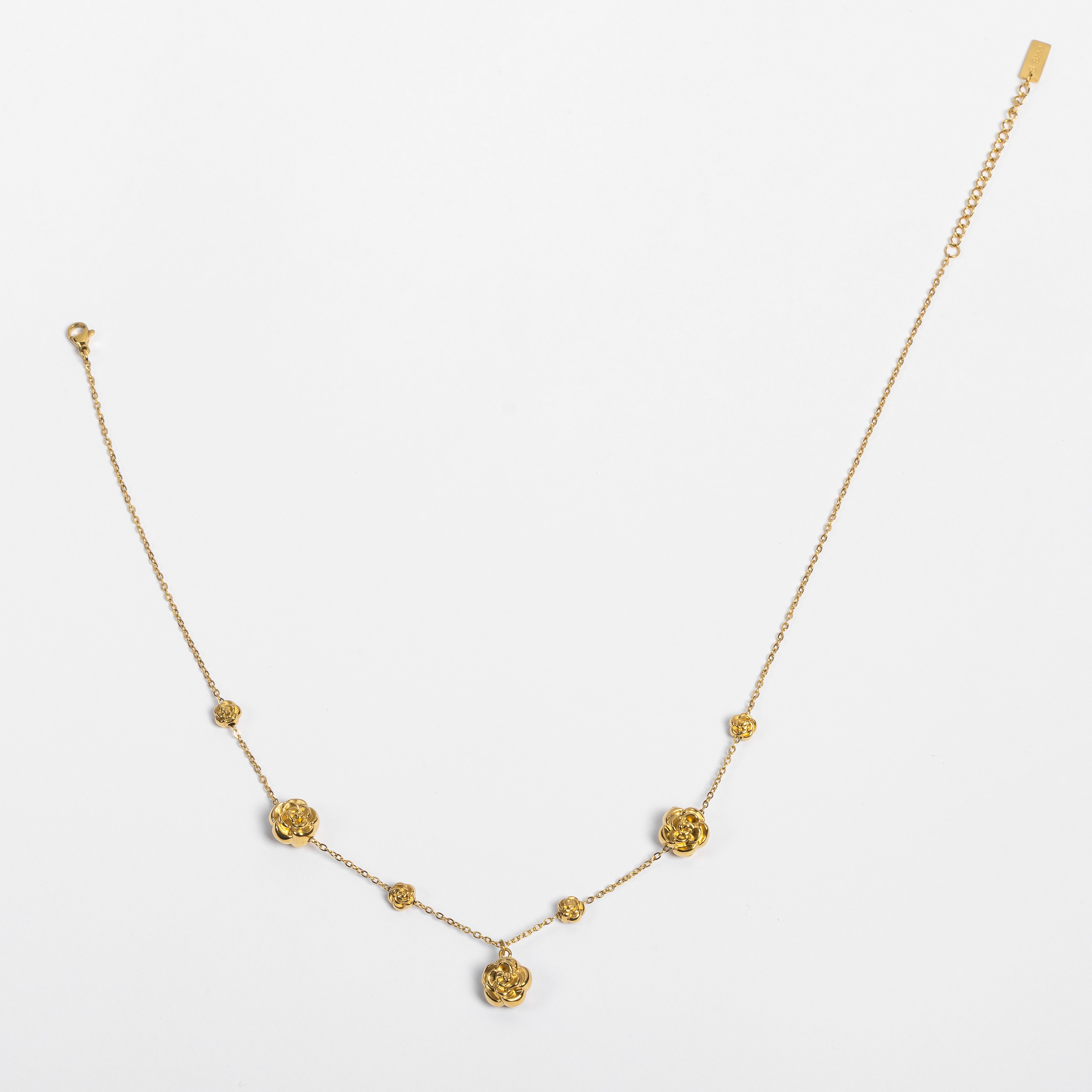 Collana Filo d’Oro e Rose d’Amore