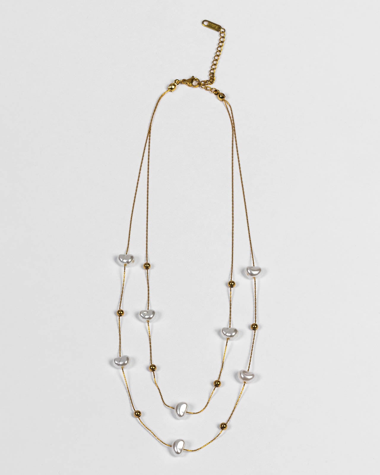 Collana a due fili  con perle bianche