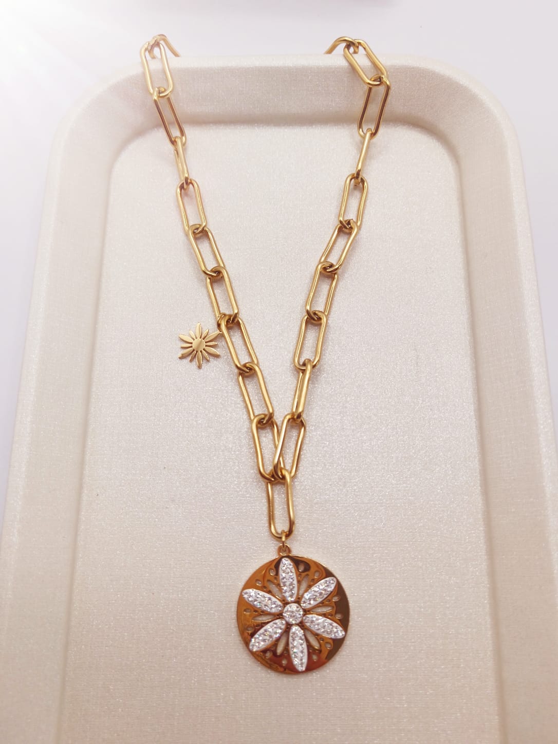 Collana Fiore Stellato