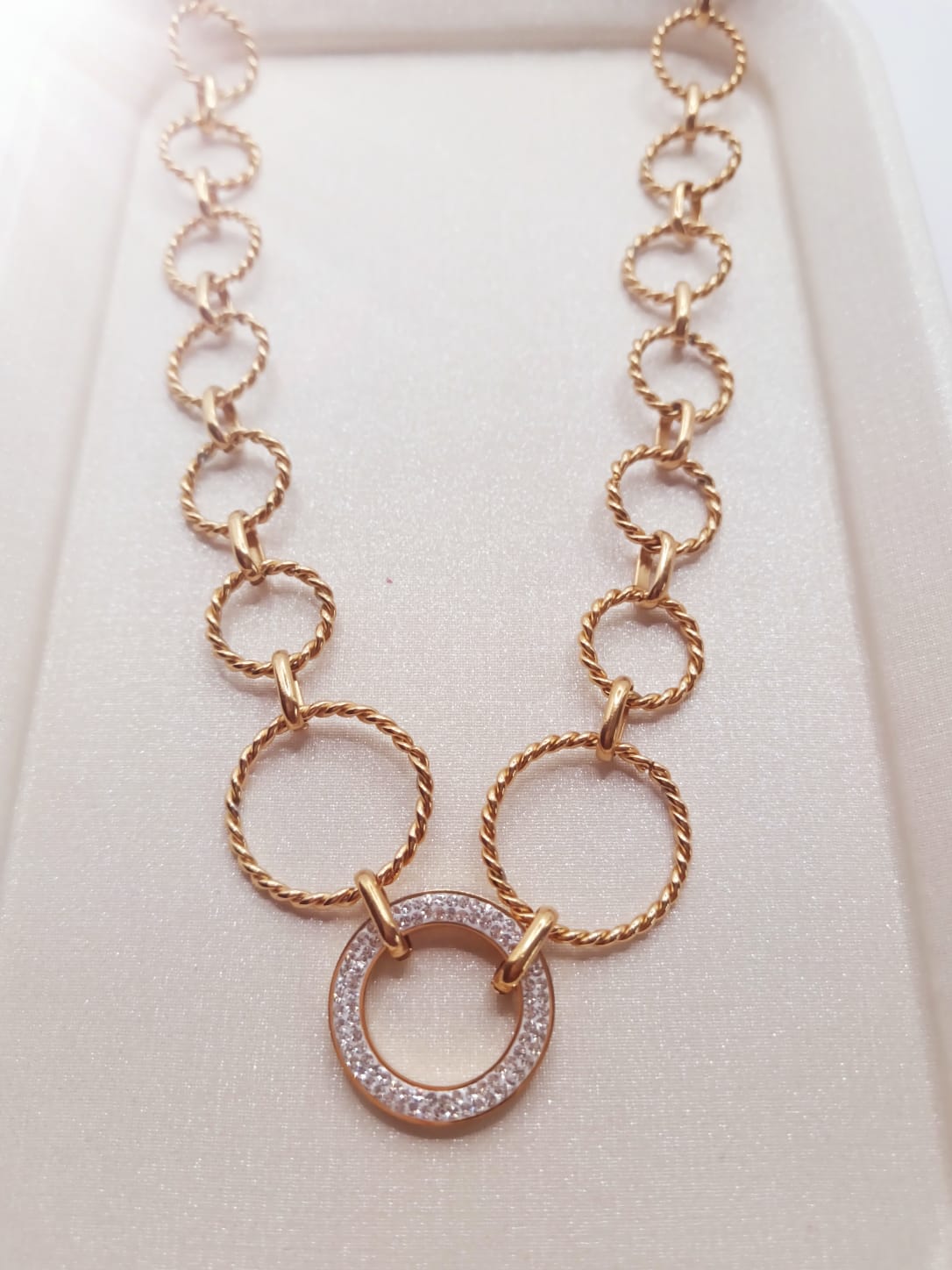 Collana Eternelle